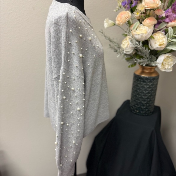 Chelsea & Violet XL Gray Pearl Embellished Knit Sweater - Picture 4 of 8